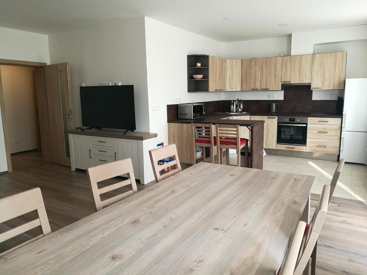 Apartmán G4 Maty Frymburk Esterno foto